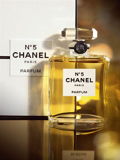 chanel n 5 cosa vedere.